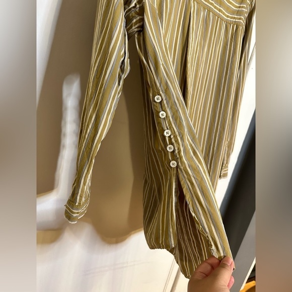 Anthropologie long sleeve button up shirt-small olive green striped - Picture 4 of 4